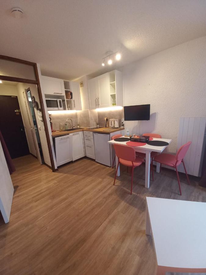 Les Ecureuils Du Meale Appartement Les Orres Buitenkant foto